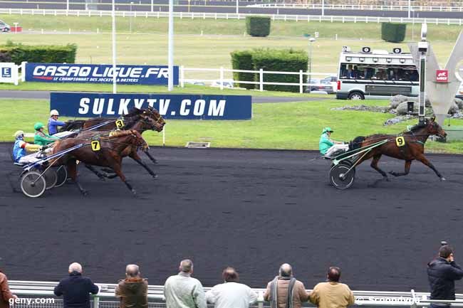 18/12/2013 - Vincennes - Prix de Marennes-Oléron : Ankunft