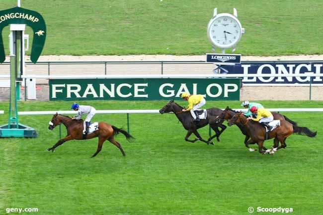 31/08/2015 - ParisLongchamp - Prix des Buttes Chaumont : Arrivée