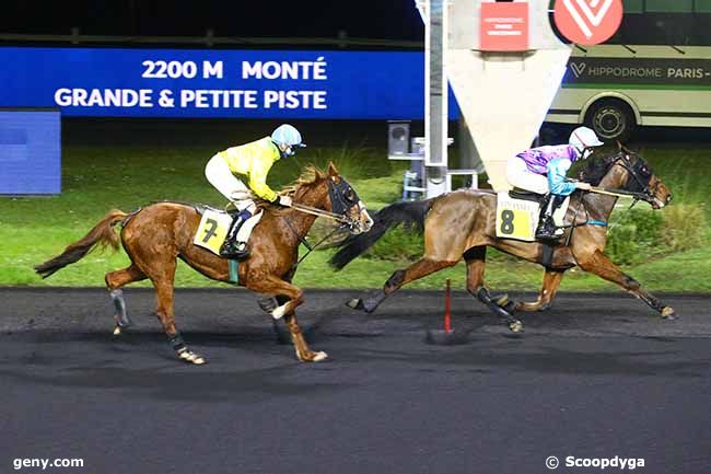 21/01/2022 - Vincennes - Prix d'Auffay : Arrivée