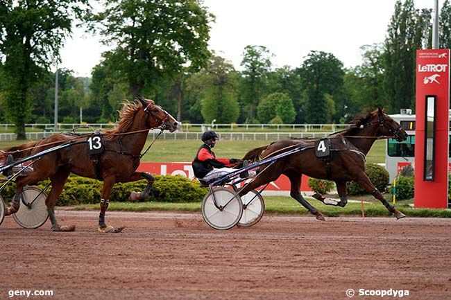 04/05/2022 - Enghien - Prix du Pont Notre-Dame : Arrivée