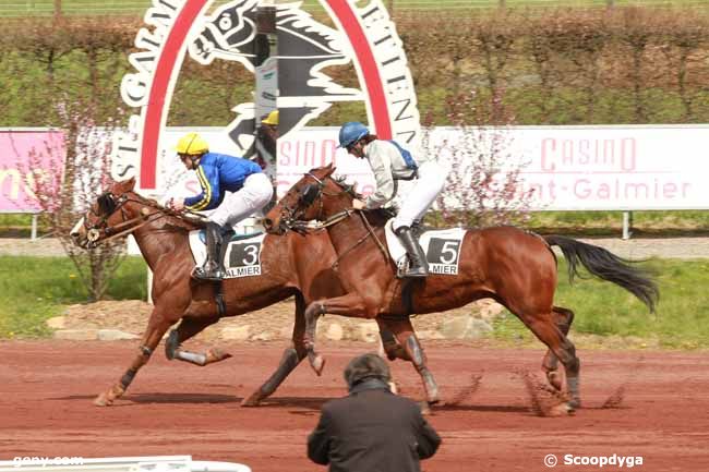 10/04/2013 - Saint-Galmier - Prix de la Communauté du Pays de Saint-Galmier : Arrivée