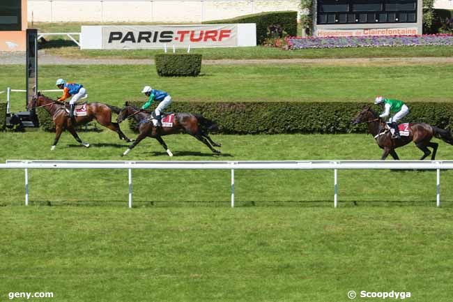 30/06/2015 - Clairefontaine-Deauville - Prix des Forsythias : Ankunft