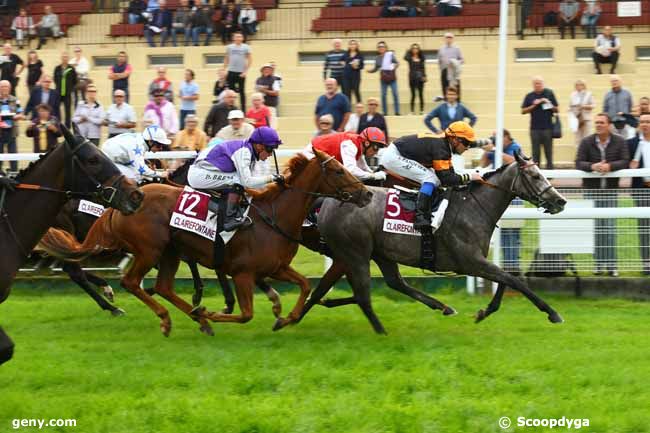 16/10/2017 - Clairefontaine-Deauville - Prix de la Croix Ferey : Arrivée