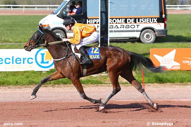 23/03/2022 - Lisieux - Prix Saveurs Traiteur : Arrivée