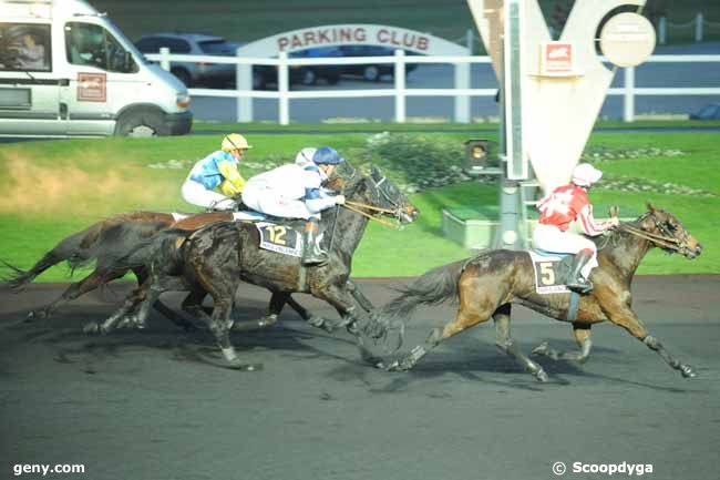 06/12/2010 - Vincennes - Prix de Louvigne-du-Désert : Arrivée