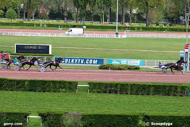 30/04/2012 - Enghien - Prix du Pont Alexandre III : Arrivée